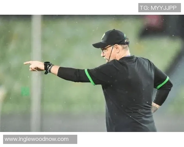 深圳篮球队边路渗透战术分析及其在比赛中的成效与不足之处